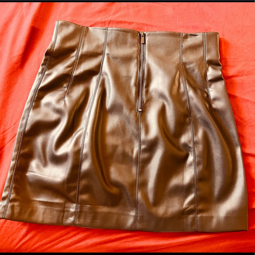 Leather skirt